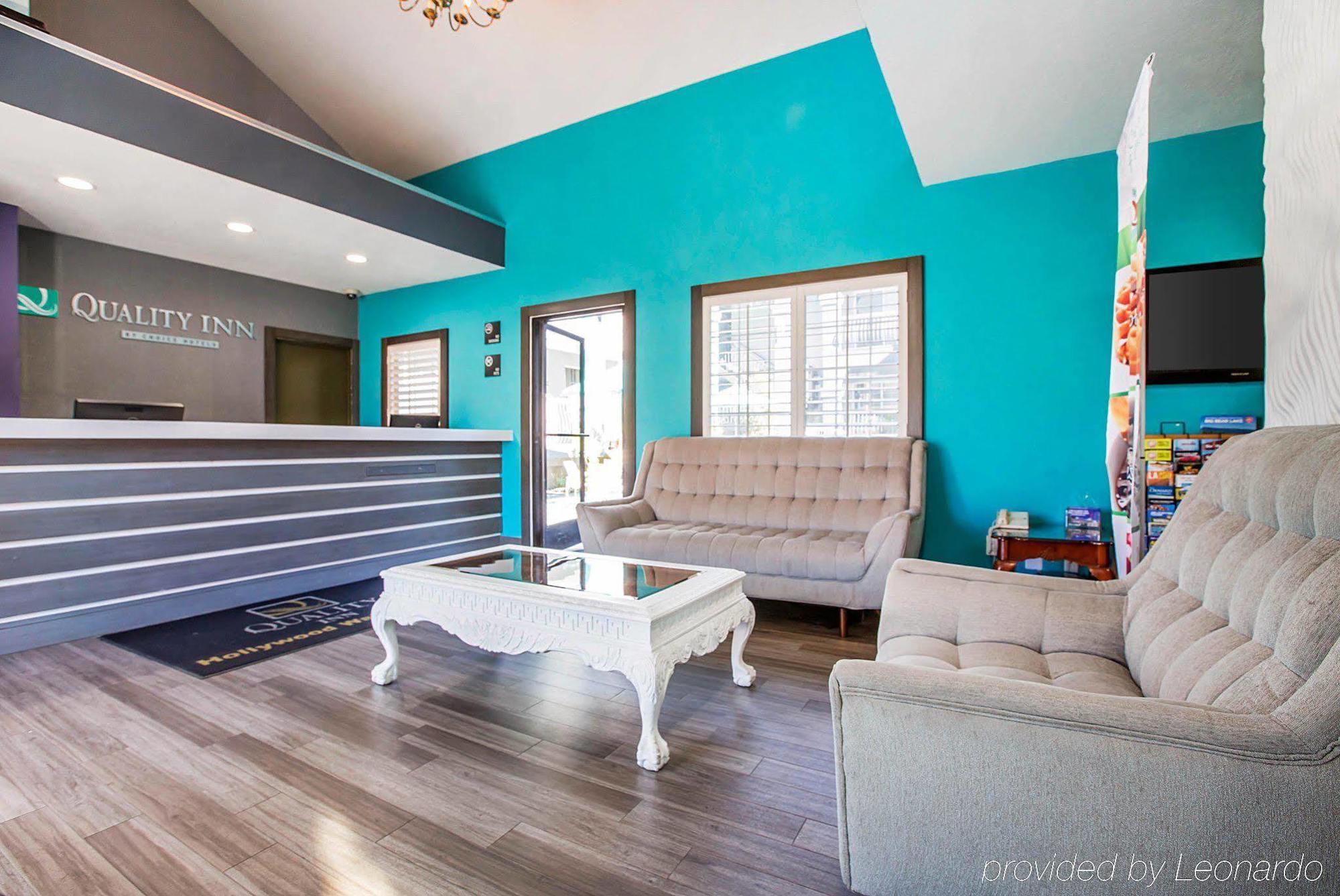 Inn Quality Near Hollywood Walk Of Fame